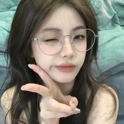 探索黑暗海报